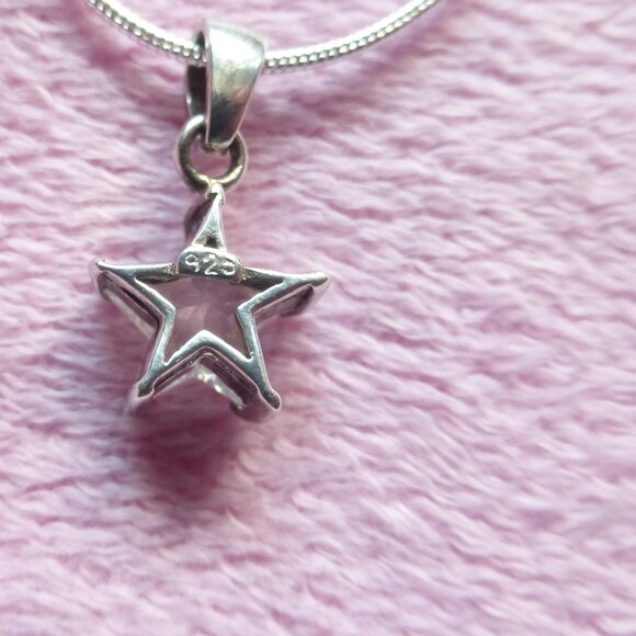 Sterling silver snake chain necklace with cubic zirconia star pendant - Picture 5 of 9